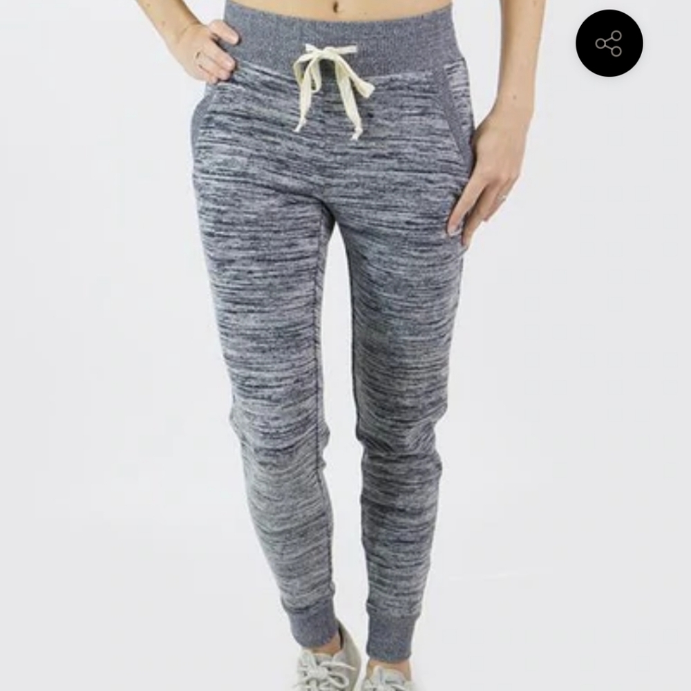 NWT Snow Day Joggers